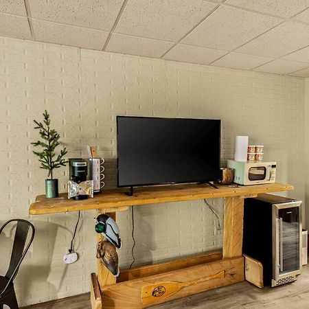 Stonegate Lodge King Bed Wifi 50 Roku Tv Salt Water Pool Room #104 Eureka Springs Zewnętrze zdjęcie
