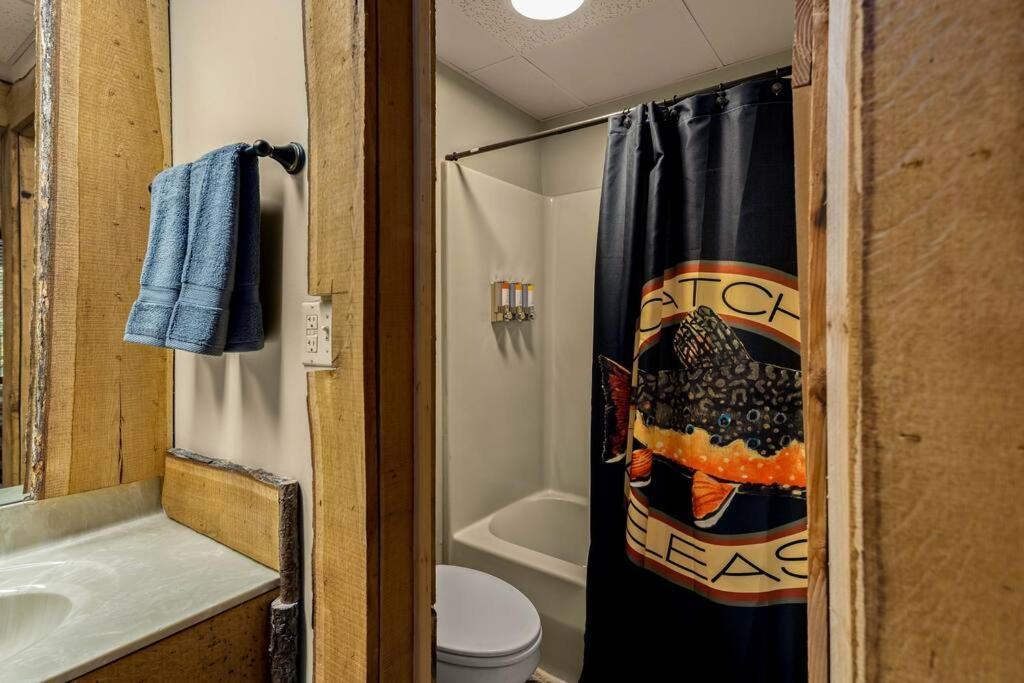 Stonegate Lodge King Bed Wifi 50 Roku Tv Salt Water Pool Room #104 Eureka Springs Zewnętrze zdjęcie
