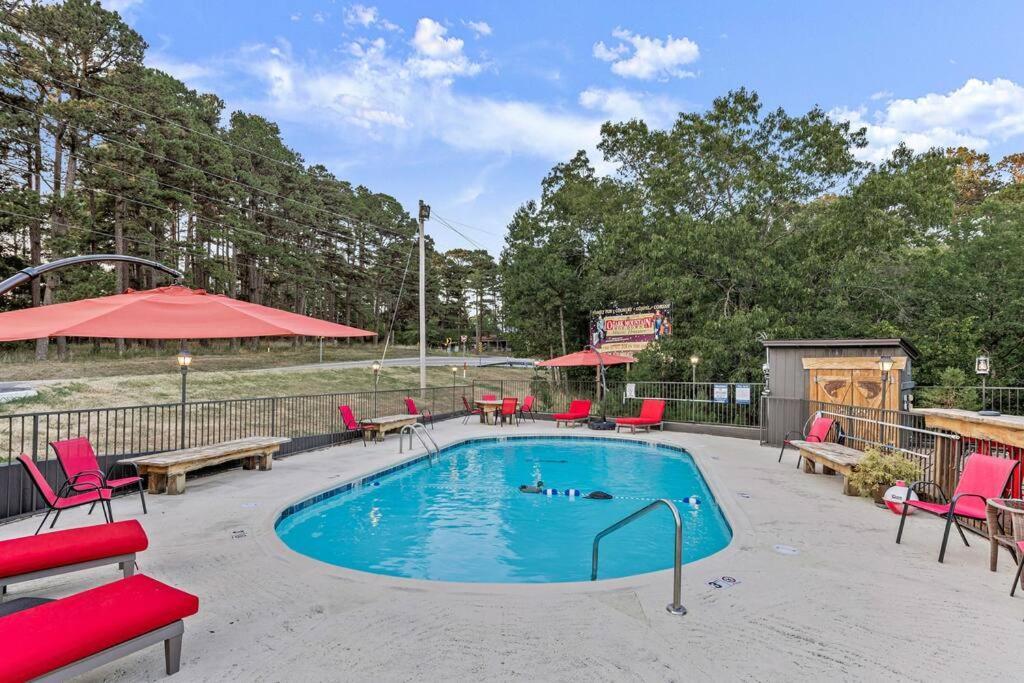 Stonegate Lodge King Bed Wifi 50 Roku Tv Salt Water Pool Room #104 Eureka Springs Zewnętrze zdjęcie